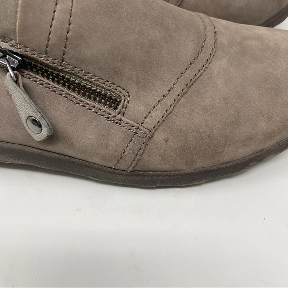 NWOB Cobb Hill Rockport Amalie Taupe Leather Brown Zipper Slip On Loafers - Picture 10 of 11